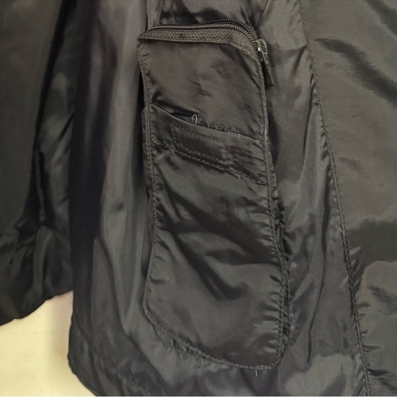 GUESS Y2K Vintage Women's Black Puffer Coat - Picture 5 of 6